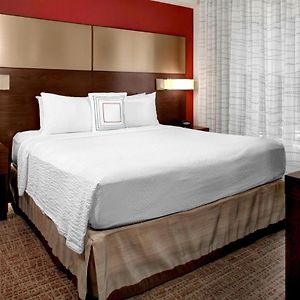 One-Bedroom King Suite